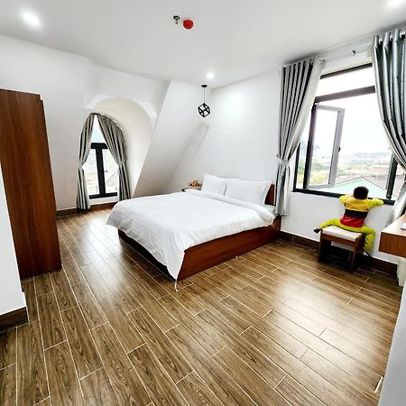 Happy Bun Hotel Далат Экстерьер фото